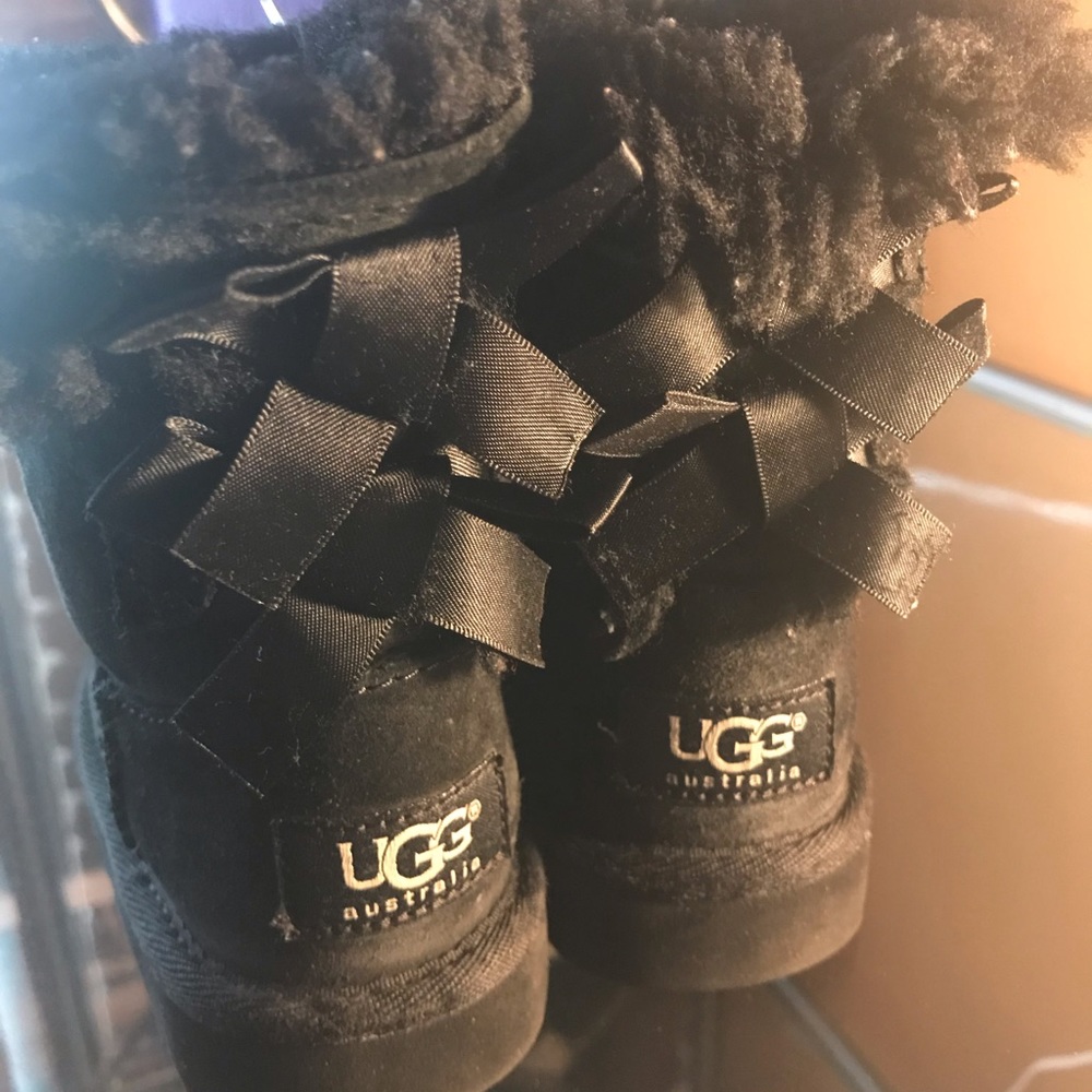 Little girl black ugg boots